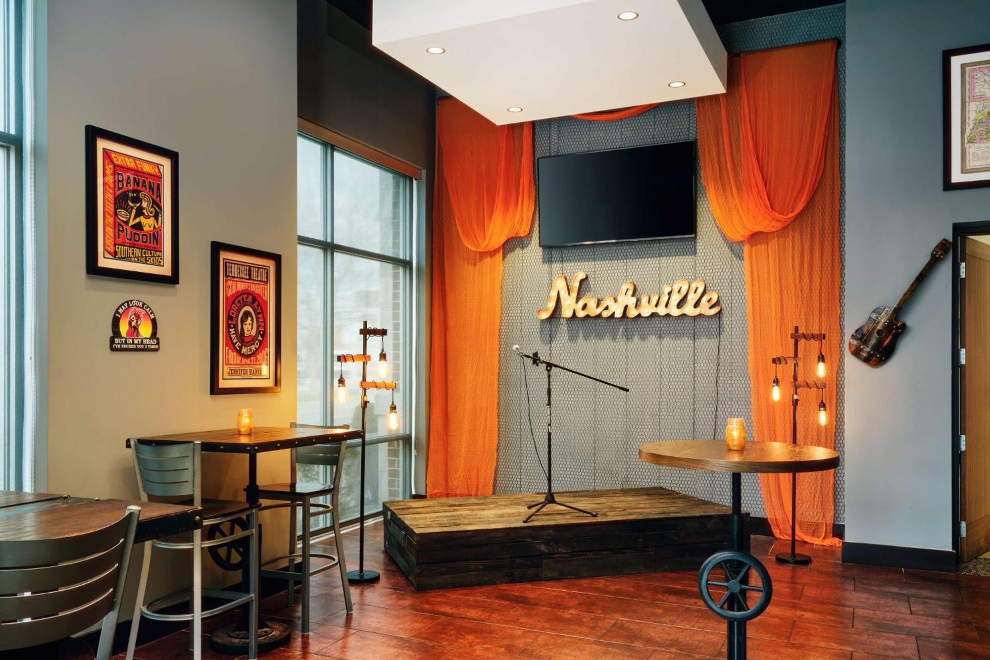 Hilton Garden Inn Nashville Downtown Convention Center Esterno foto